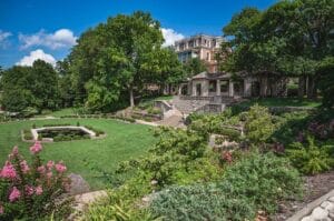 Gardening in Missouri: Tips & Tricks